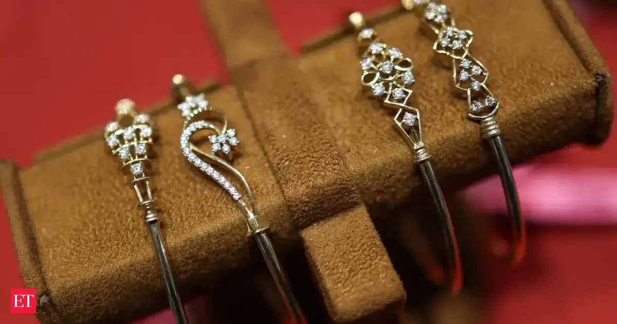 India's diamond exports are shrinking across the board but retailers aren't worried
