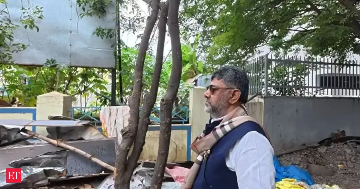 https://img.etimg.com/thumb/msid-132311257,width-1200,height-630,imgsize-225074,overlay-economictimes/articleshow.jpg