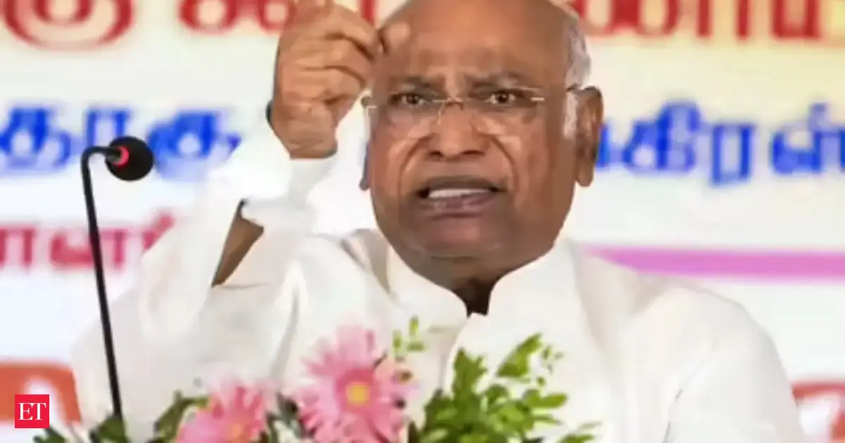 मणिपुर चुनाव से पहले कांग्रेस ने राज्य नेतृत्व टीम का विस्तार किया