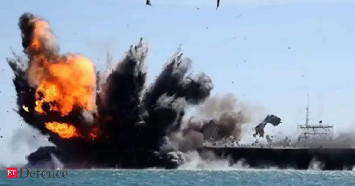 US pushes Iran to free up Hormuz route 