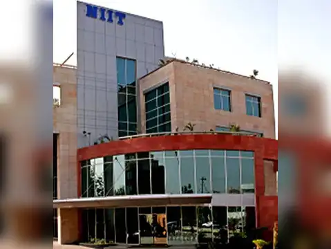 NIIT