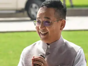 Sikkim, Bengal govts sign agreement to boost interstate connectivity, transport sector
