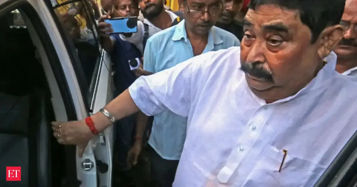 Rebel TMC builds parallel organisation as Anubrata Mondal joins Ritabrata Banerjee camp