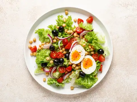 Chickpea Salad with Boiled Eggs