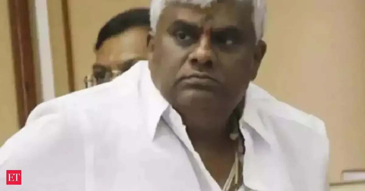 Sexual abuse case: Supreme Court orders notice to JDS leader Revanna