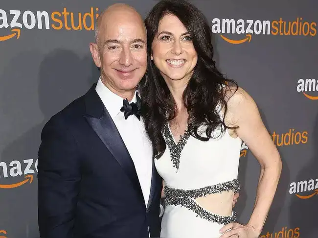 Jeff Bezos and MacKenzie Scott
