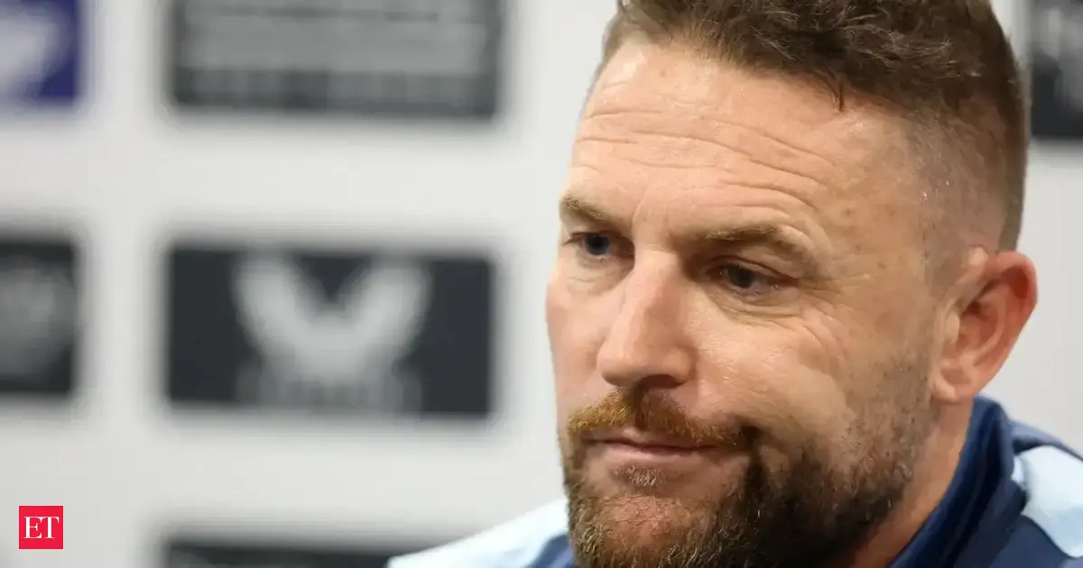Brendon McCullum apologises for England's Test failures after sacking