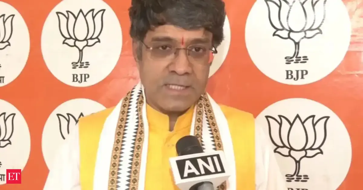 Rahul Gandhi should disclose details of foreign trips, says BJP's CR Kesavan