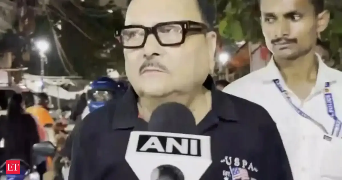 Mamata loyalist Madan Mitra deserts former Chief Minister-led Trinamool Congress, joins rebel camp