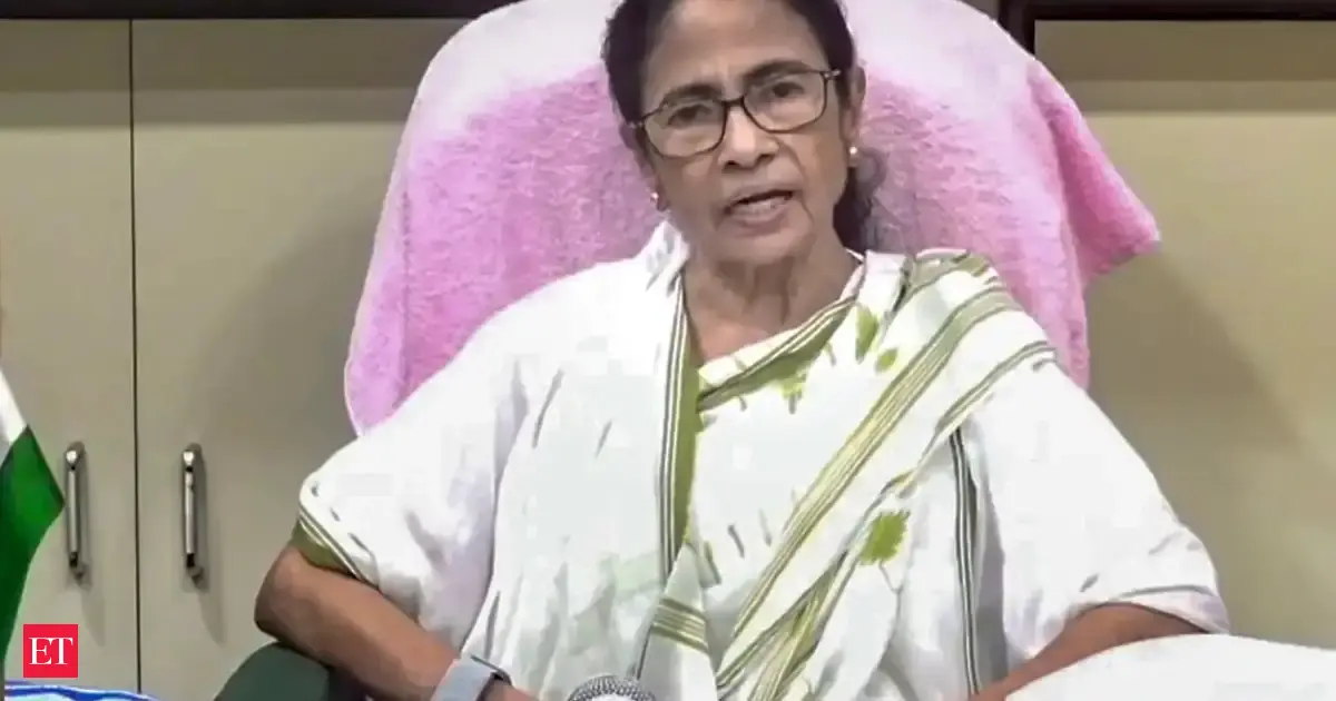 Mamata Banerjee backs Abhishek amid rebellion, vows to rebuild TMC