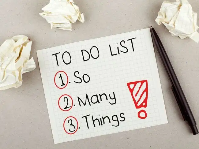 Experts say clarifying your intention, not making a to-do list, is the better way