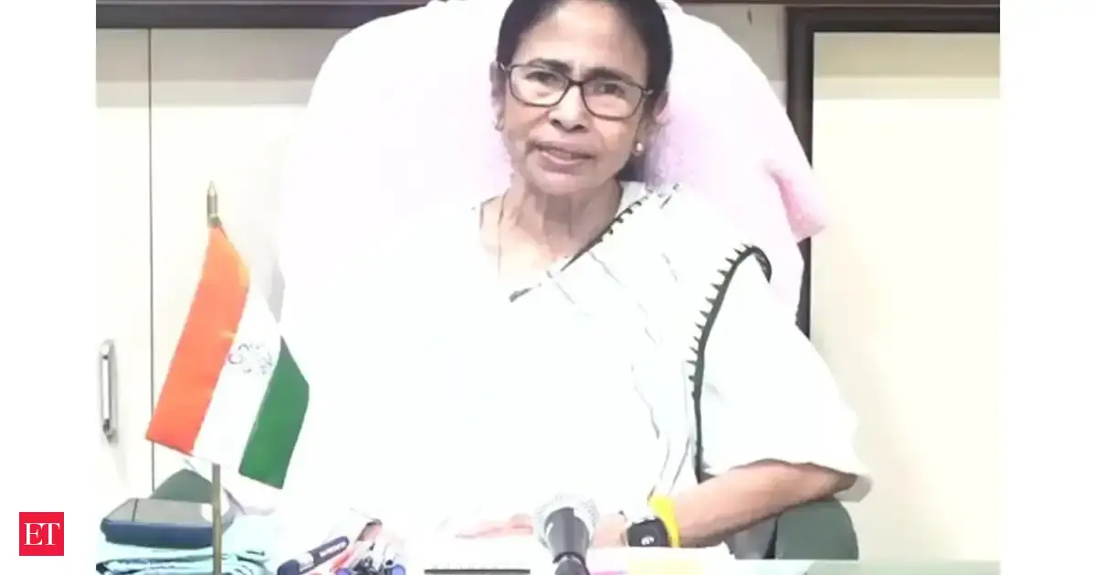 'I will stay alive till I see your end': Mamata Banerjee vows to keep fighting TMC rebellion