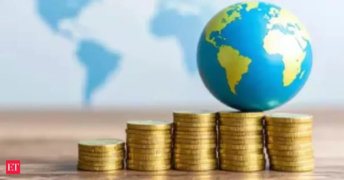 Global growth set to slow to 2.5% and India 'will lose a step too': Moody's Analytics — GLOBAL — Aslikannih