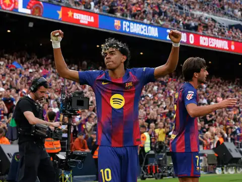 The gamer behind the football star