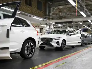 For the period from April to June, Volvo Cars reported revenues of 77.7 billion kronor ($8.05 billion), down from 93.5 billion kronor a year earlier.<br>