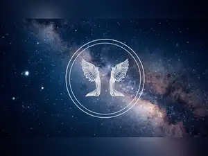 GEMINI Weekly Horoscope - Communication, New Opportunities, and Smart Decisions Lead to Success (AI Image)