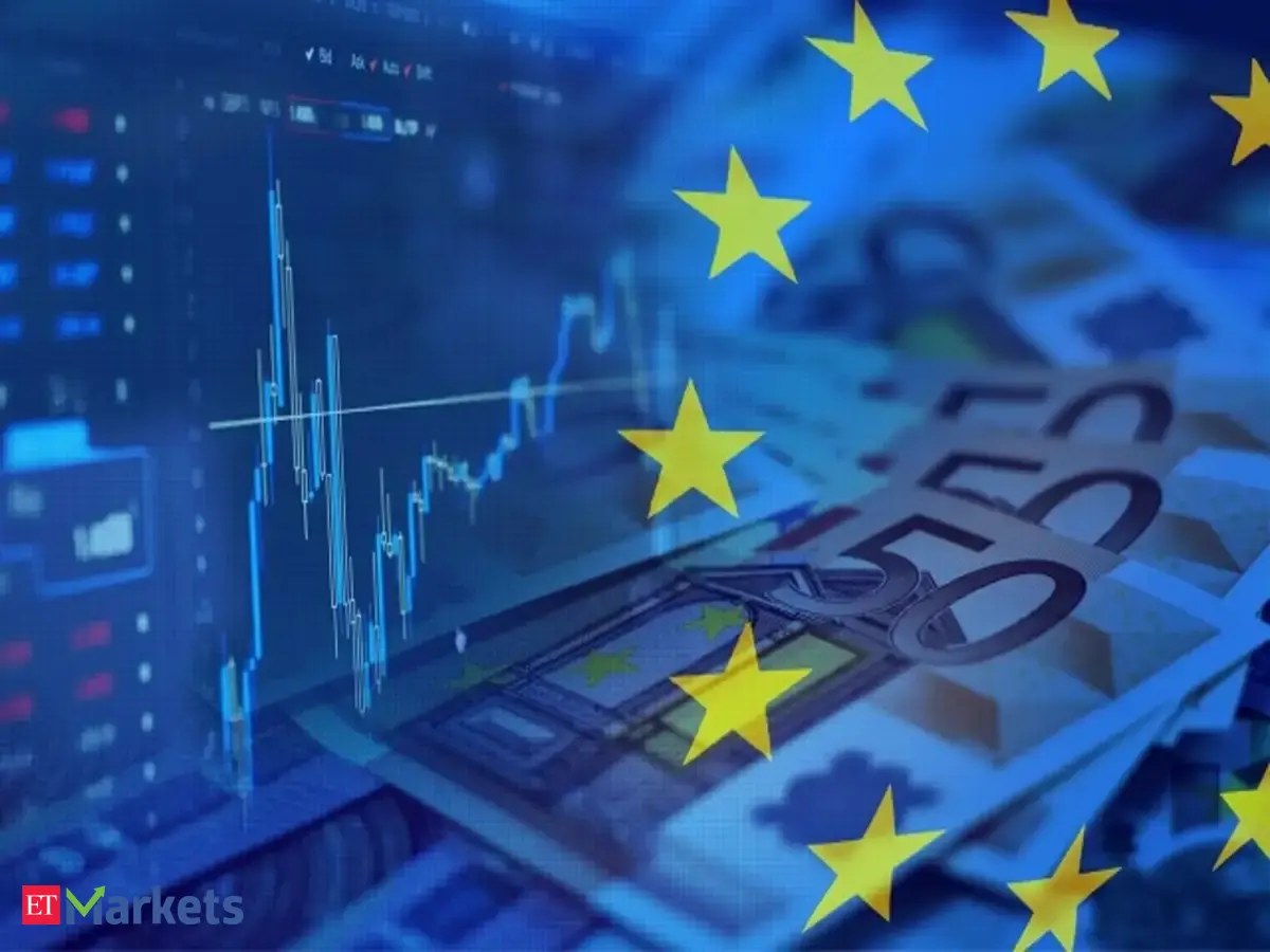 Tech selloff weighs on European shares ahead of ECB meeting next week