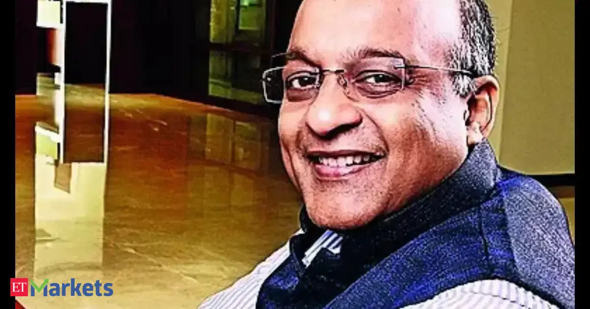 Regional conflict-driven curbs weigh on flow: FCNR(B) inflows may miss initial estimates, says HDFC Bank CEO