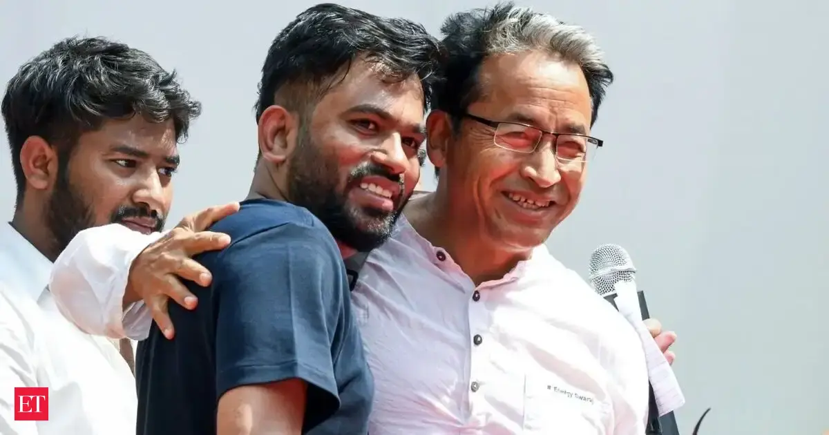 https://img.etimg.com/thumb/msid-132509324,width-1200,height-630,imgsize-110492,overlay-economictimes/articleshow.jpg