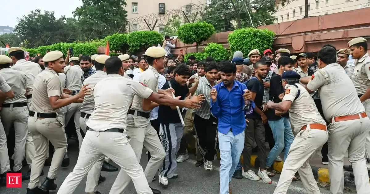 https://img.etimg.com/thumb/msid-132526653,width-1200,height-630,imgsize-323298,overlay-economictimes/articleshow.jpg