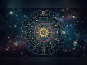 Horoscope Today, July 22, 2026: Financial Growth, Love Opportunities and Bold Decisions Shape Your Day (AI Image)