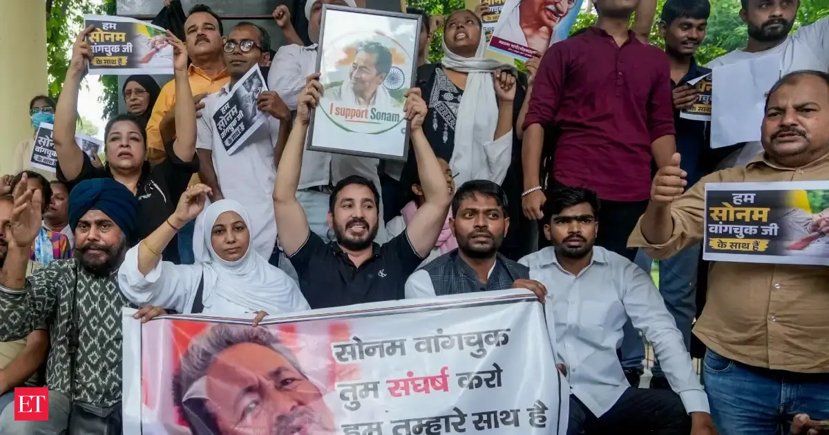 Paintbrushes and placards turn Jantar Mantar student protest into a canvas of dissent