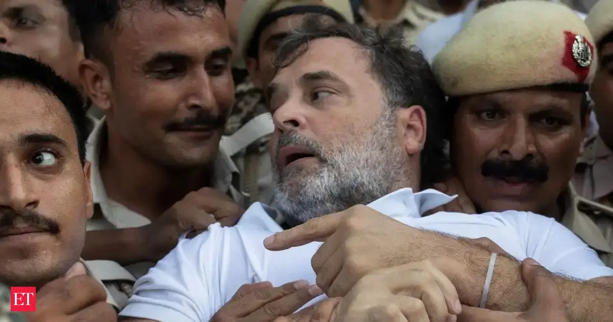 Rahul Gandhi takes protest to PM Modi's door, detained