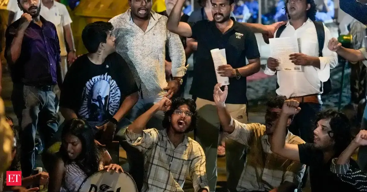 https://img.etimg.com/thumb/msid-132566989,width-1200,height-630,imgsize-256372,overlay-economictimes/articleshow.jpg