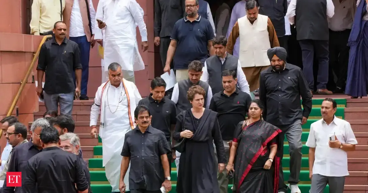 https://img.etimg.com/thumb/msid-132570307,width-1200,height-630,imgsize-183048,overlay-economictimes/articleshow.jpg