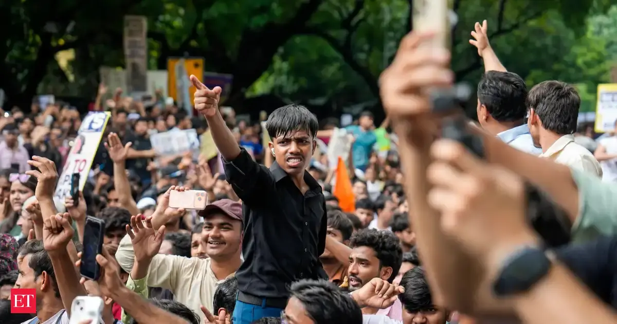 https://img.etimg.com/thumb/msid-132582803,width-1200,height-630,imgsize-145142,overlay-economictimes/articleshow.jpg