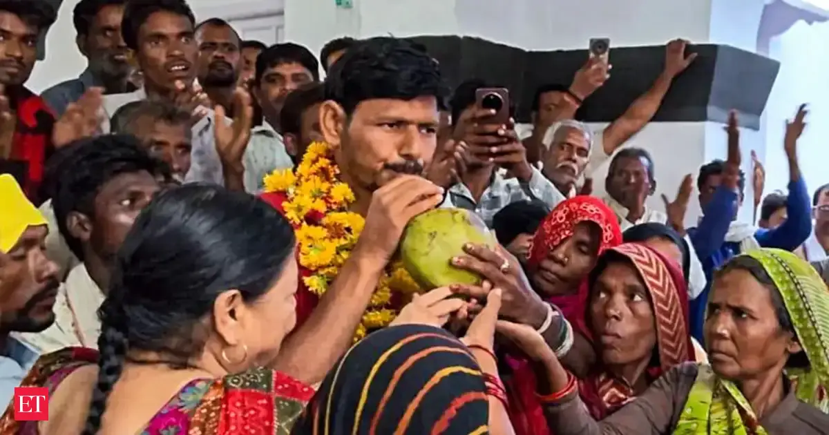 Ken-Betwa activist Bhatnagar ends 18-day hunger strike on mother's request