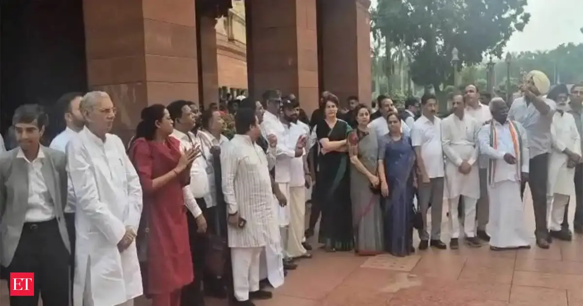 https://img.etimg.com/thumb/msid-132597330,width-1200,height-630,imgsize-68000,overlay-economictimes/articleshow.jpg
