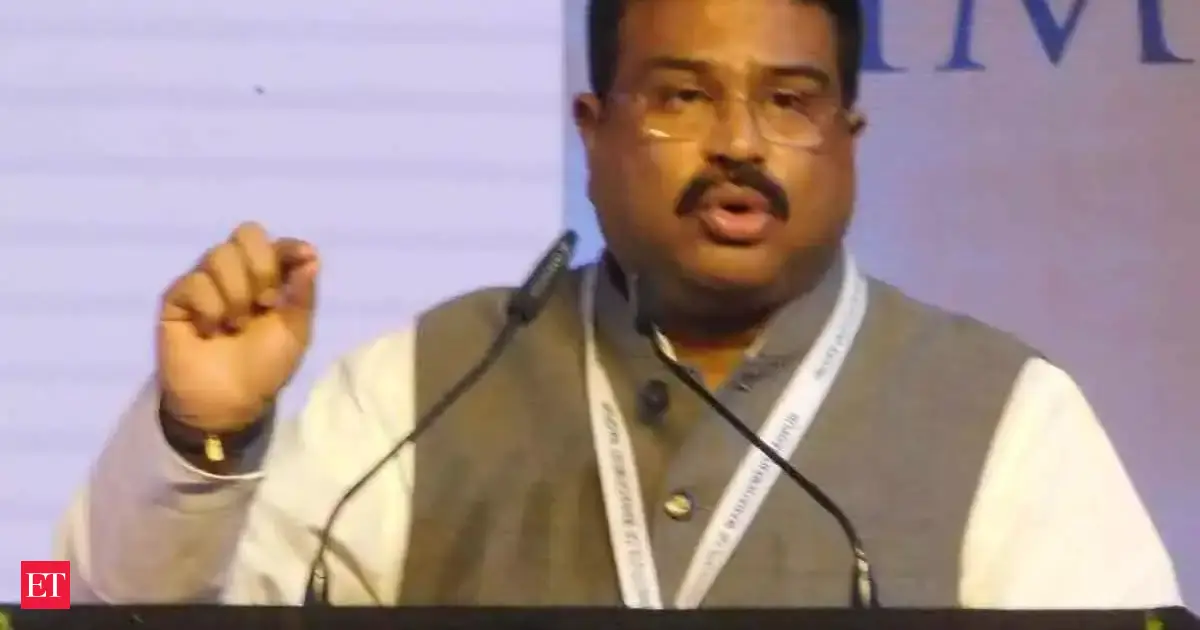 https://img.etimg.com/thumb/msid-132601548,width-1200,height-630,imgsize-28572,overlay-economictimes/articleshow.jpg