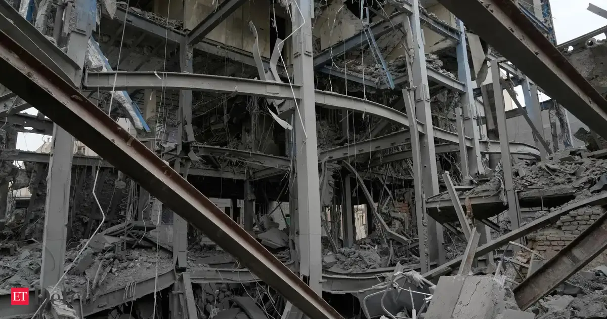 US gradually expands scope of its attacks on Iran 