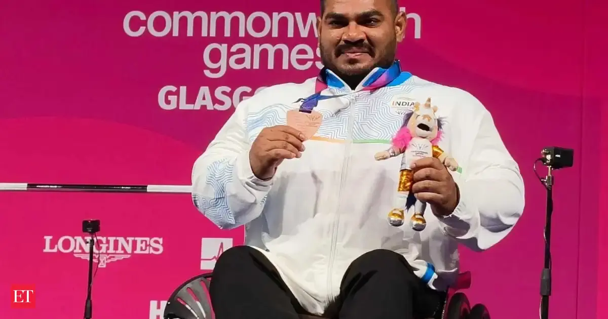 Bihar vegetable seller's son wins Commonwealth Games bronze: Meet Jhandu Kumar, who drove an e-rickshaw to fund his training & turned years of taunts over his name into triumph