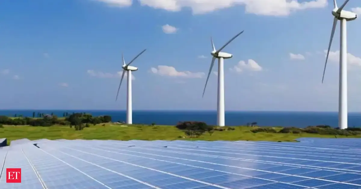 Waaree Renewable Secures EPC Orders for 800 MW of Ground-Mounted Solar