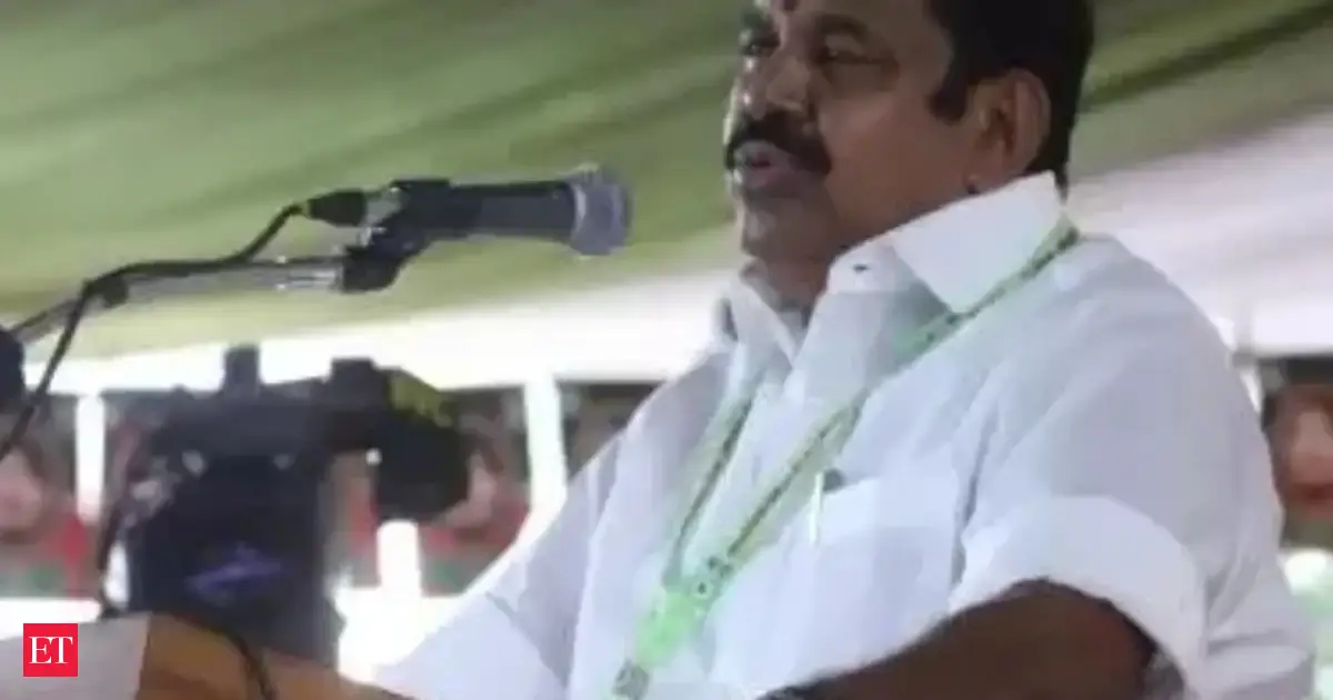 AIADMK MLAs disqualification: Chief Palaniswami, former legislators asked to appear before TN Speaker