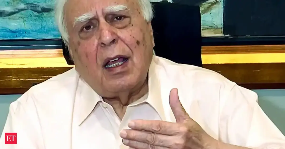 Supreme Court flags 'enormous issues' with anti-defection law, issues notice on Kapil Sibal's plea