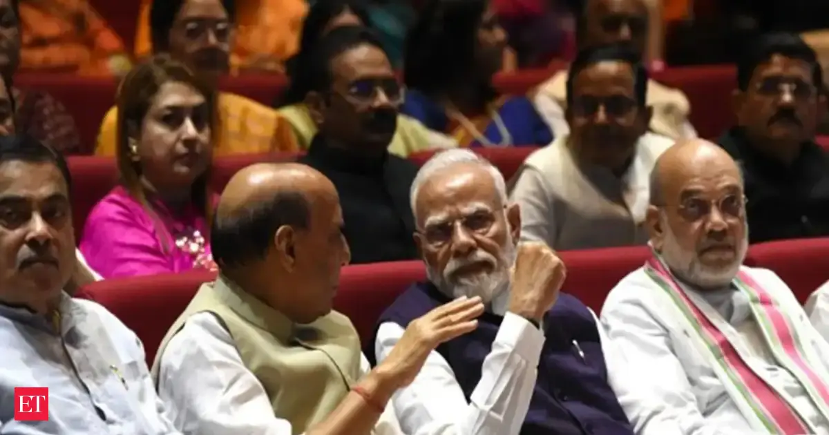 https://img.etimg.com/thumb/msid-132675261,width-1200,height-630,imgsize-82014,overlay-economictimes/articleshow.jpg