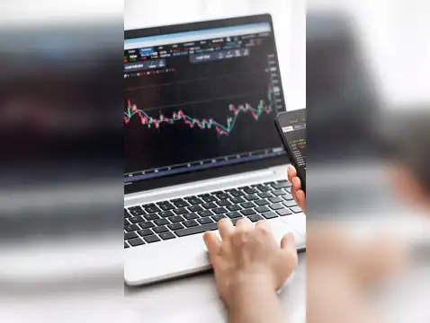 Chip stocks face broad-based pressure