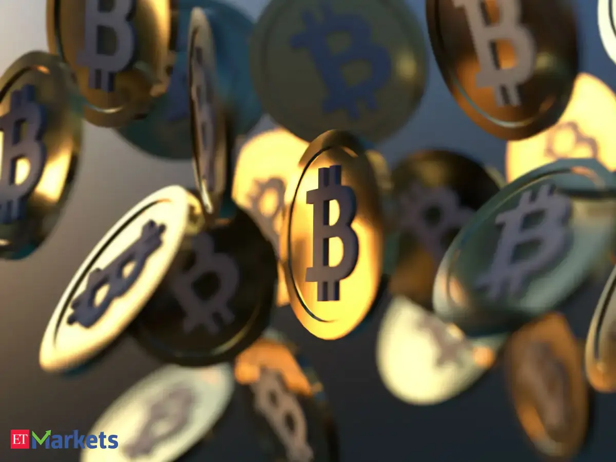 Bitcoin slips near $63K as chip stock sell-off, ETF outflows, $510 million liquidations and Fed uncertainty weigh on sentiment
