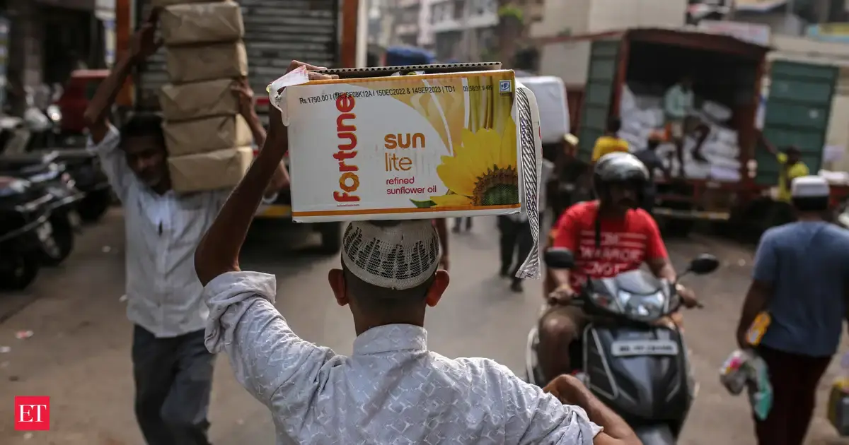 India Seeks Sunflower Oil Alternatives as Black Sea Disruptions Delay Shipments and Raise Prices