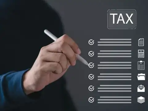 Choose the right tax regime and check pending tax
