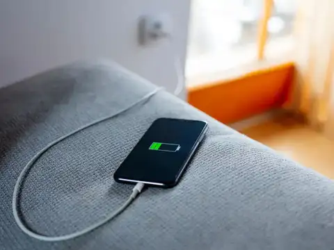 It Also Keeps Your Phone Cooler While Charging