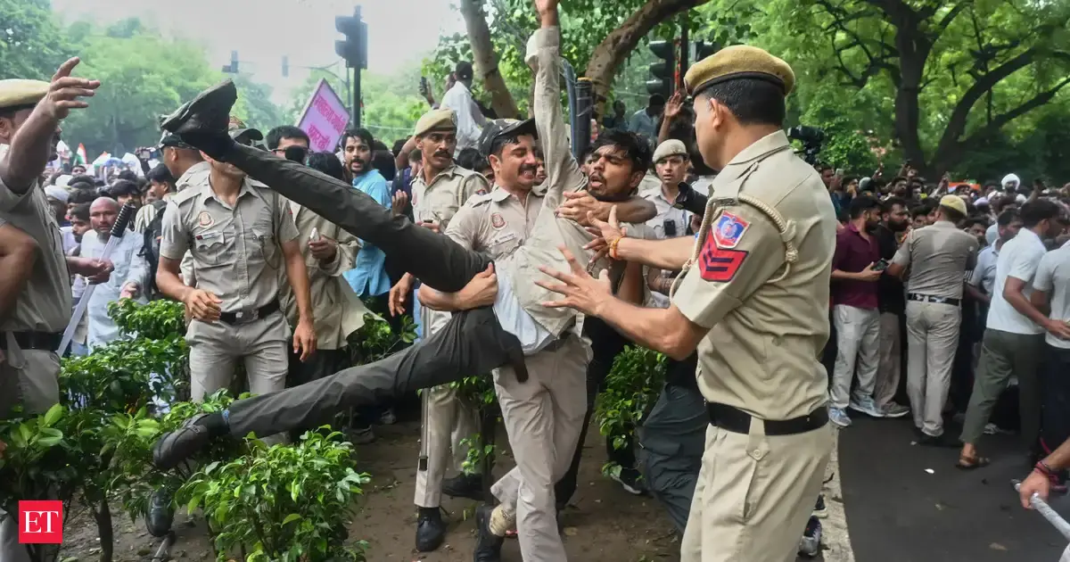 https://img.etimg.com/thumb/msid-132741145,width-1200,height-630,imgsize-253436,overlay-economictimes/articleshow.jpg