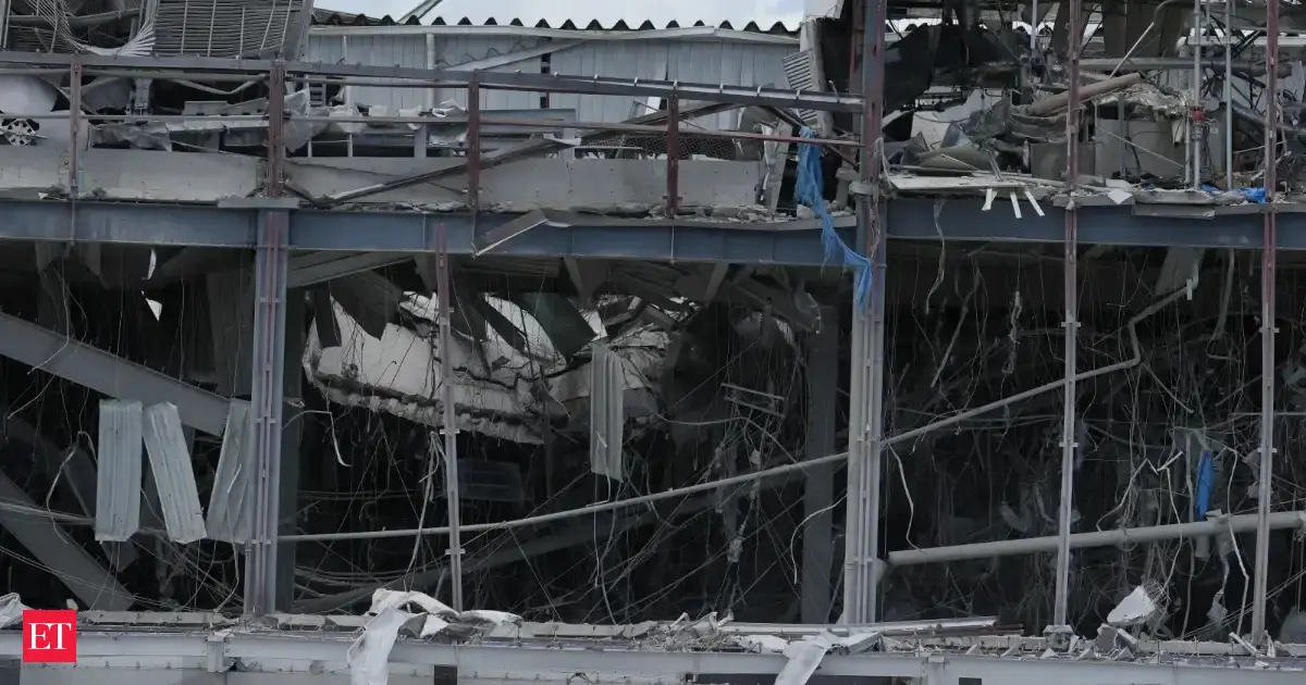 Japan earthquake leaves 34 dead, six seriously injured