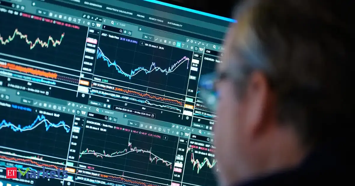 Global Market: Chinese tech stocks surge as AI optimism returns, policy support lifts markets