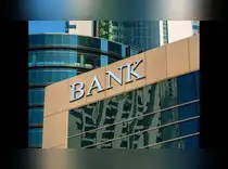 Deposit Rates Rise as Banks Fight for Funds