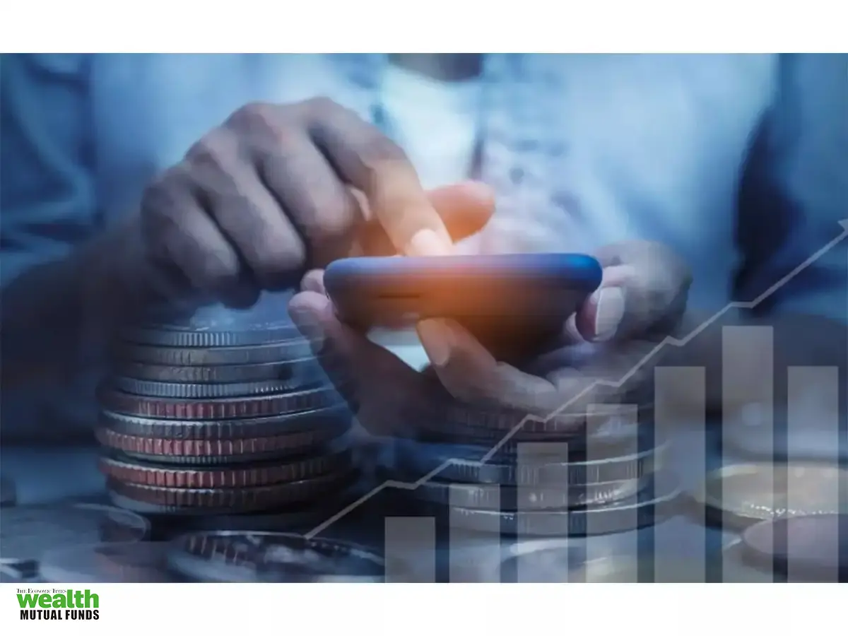 https://img.etimg.com/thumb/msid-132781653,width-1200,height-900,overlay-etwealthmutualfunds/slideshow.jpg