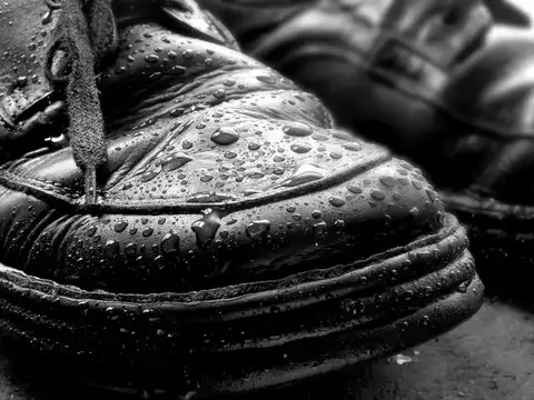 Leather Shoes Are Especially Vulnerable To Moisture Damage